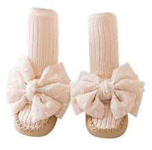 Load image into Gallery viewer, Baby Bootles
