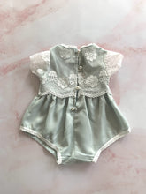 Load image into Gallery viewer, Charlotte Mint
