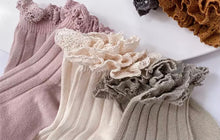 Load image into Gallery viewer, Ribbed Lace Socks
