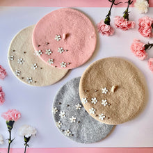 Load image into Gallery viewer, Flower Beret
